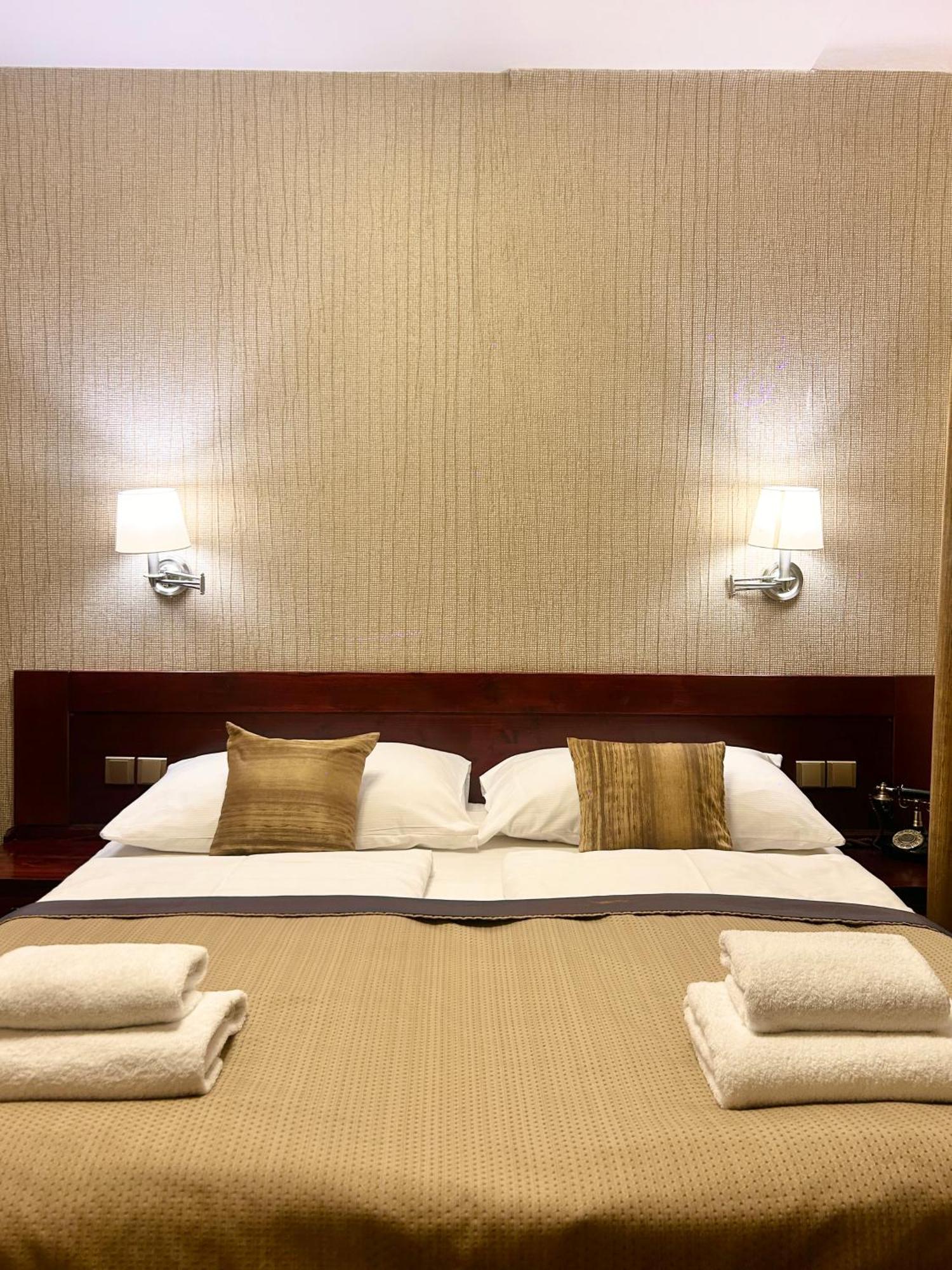 Hotel U Stare Pani - At The Old Lady Praga