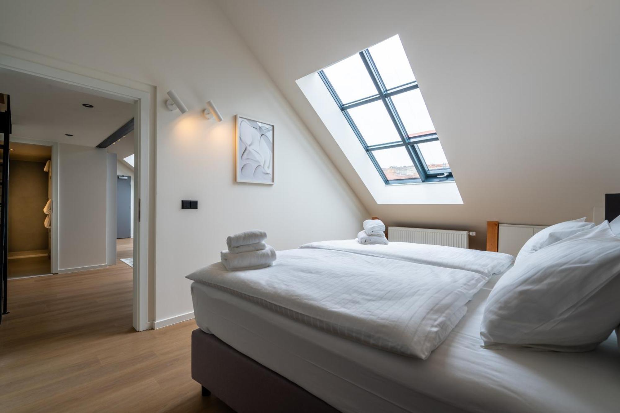 Aparthotel Honest Karlin