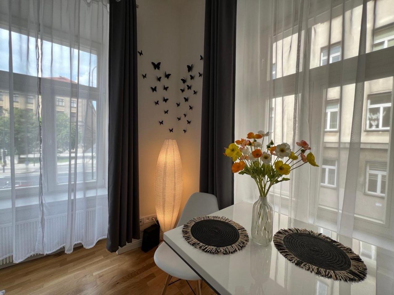 Appartement 1 Florenc Hlavni Mesto Romantic *