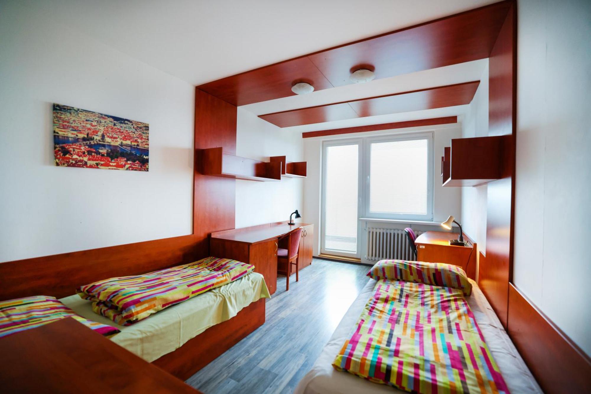 Eislerova Kolej Jarov Hostel