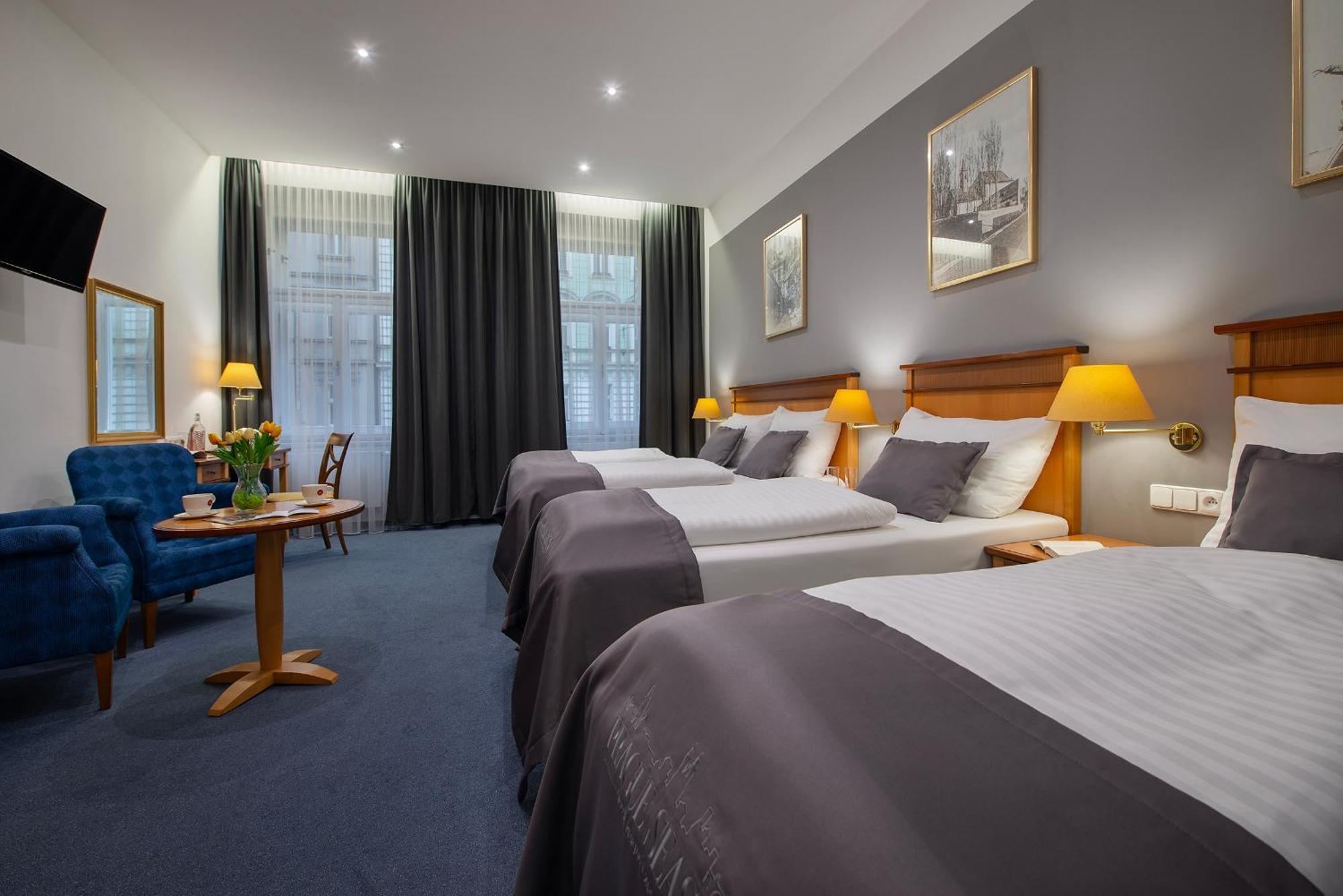 Hotel Season Praga