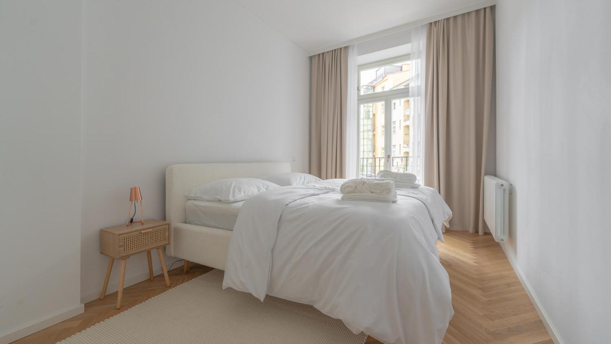 Apartment In The Clouds Letna - Luxury With Romantic Balconies In Quiet Centre Of *