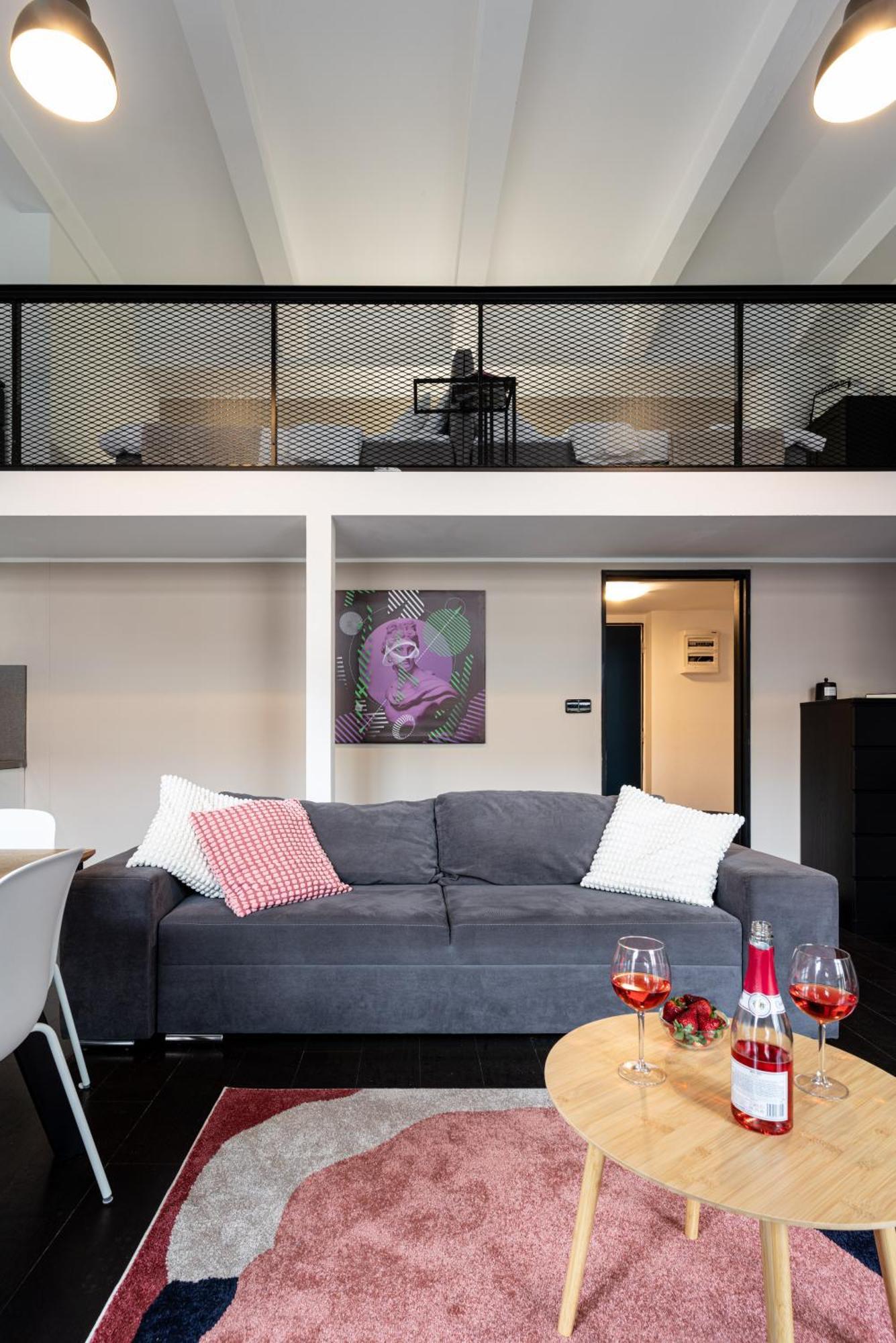Apartments With Large Balcony, Parking Prague Prague