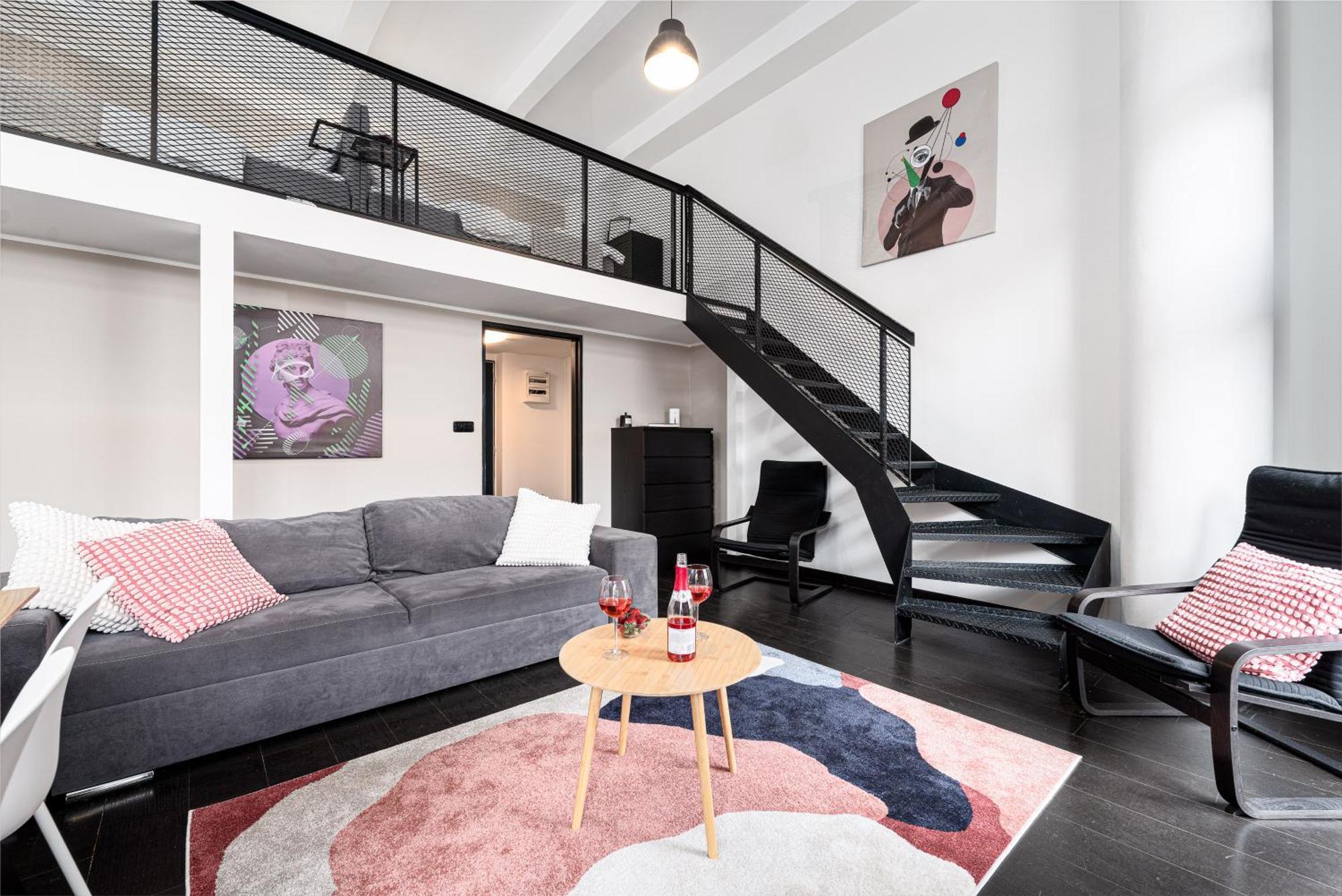 Apartments With Large Balcony, Parking Prague Apartment *