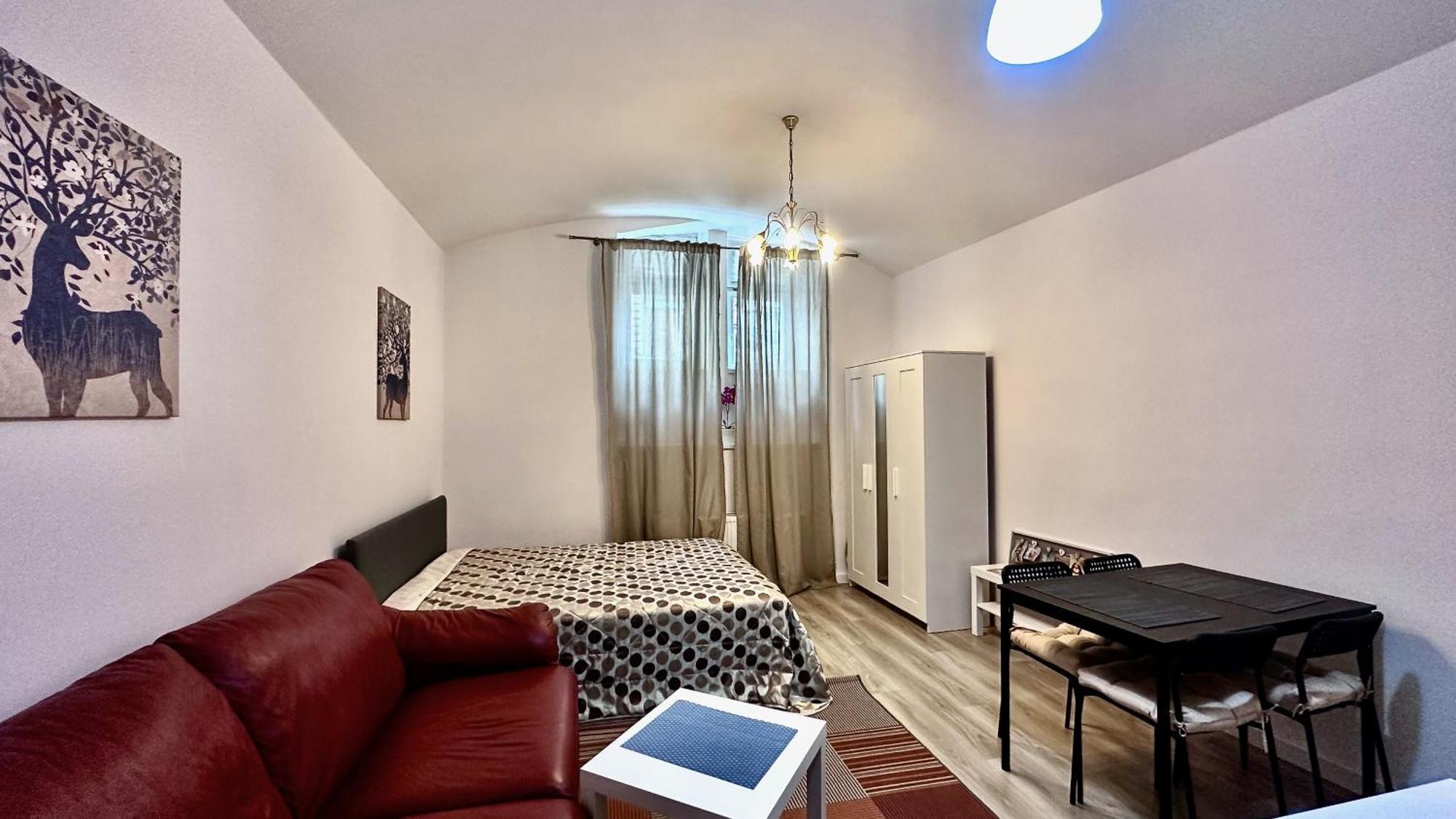 Dobrovskeho 30 Apartment