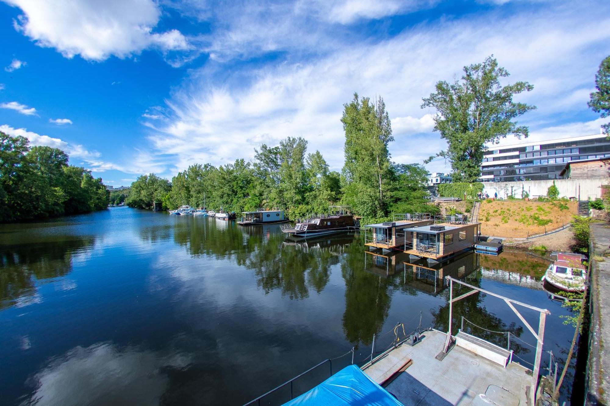 Bay Houseboats 3* Prague