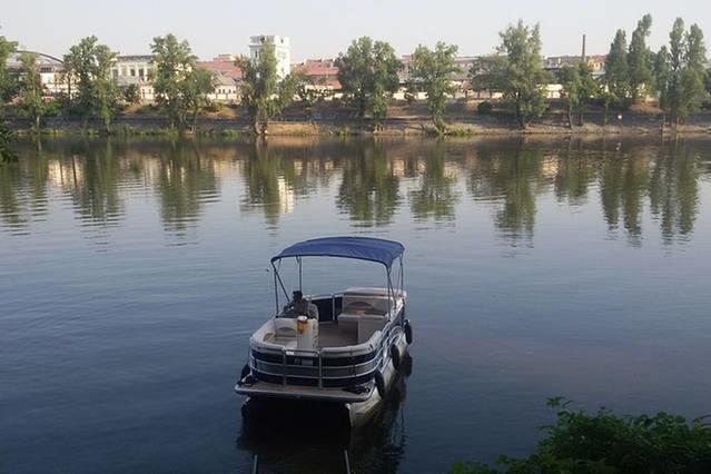 Diamond River Karlin Apartment *