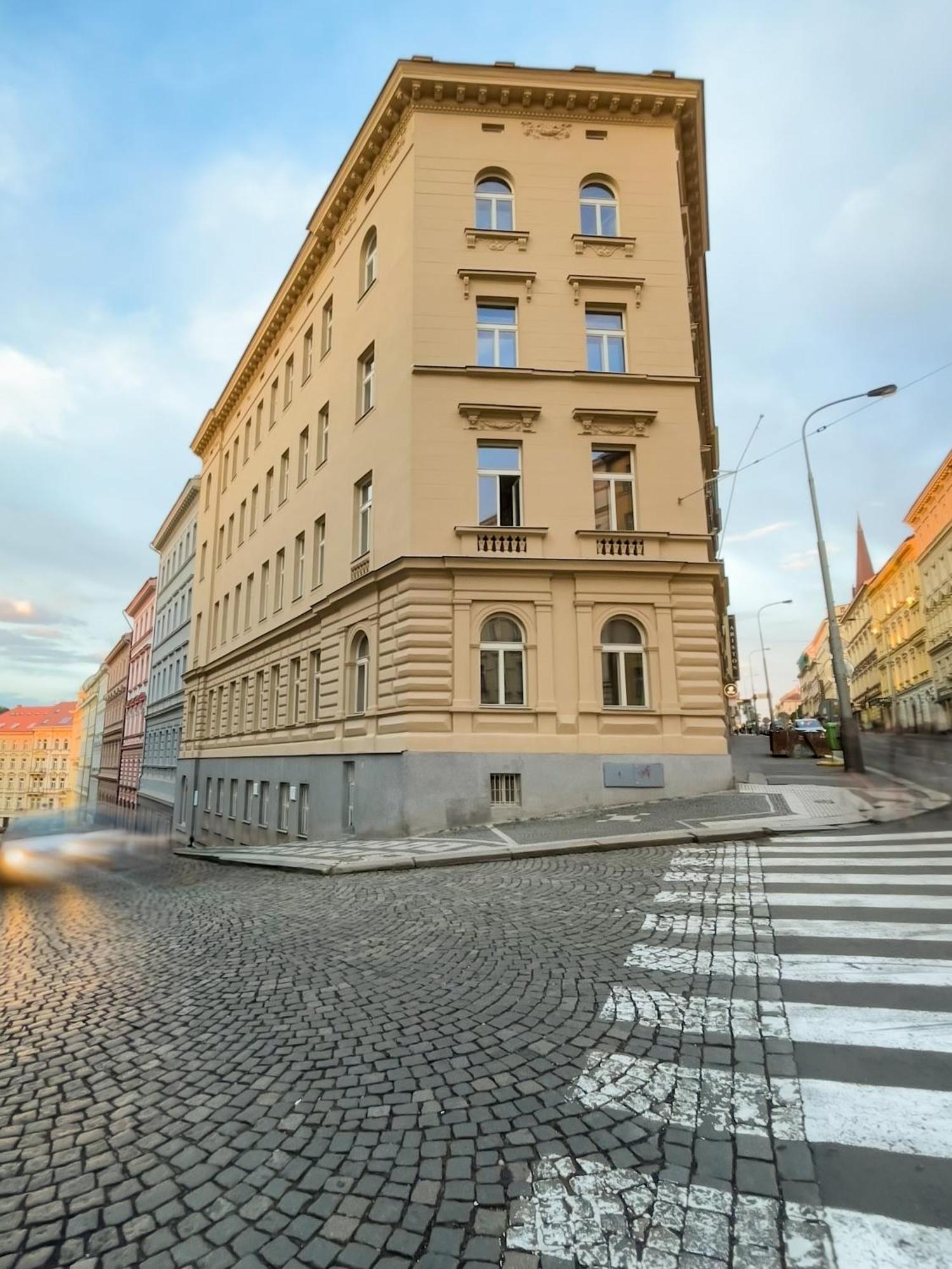Apartamento Modern & Spacious Near The Old Town *