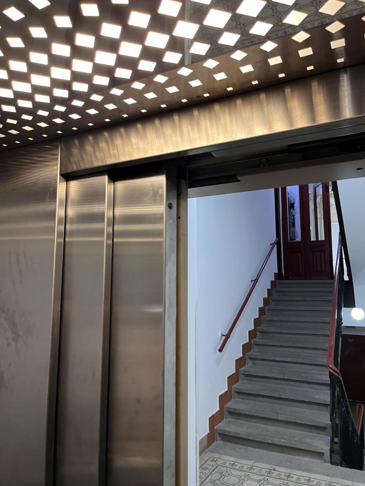 Comfortable And Cosy A Few Steps From Dancing House And Naplavka Dance Prague