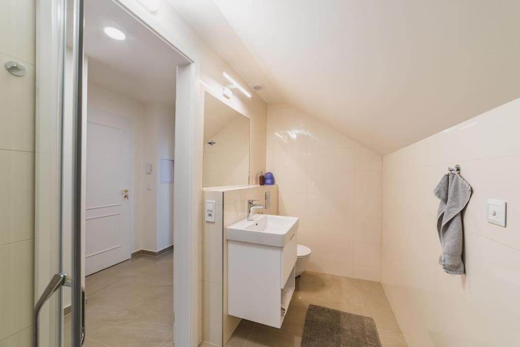 Royal Loft 110m2 * Prague