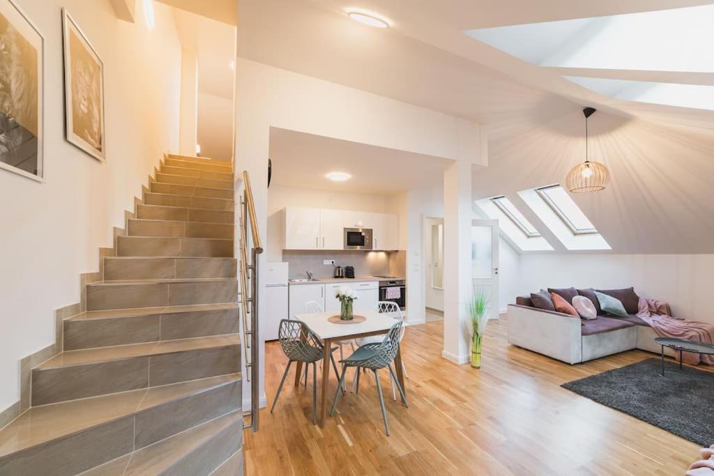 Royal Loft 110m2 *