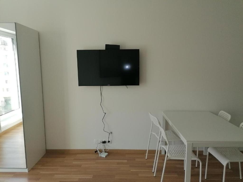 Brand New Two #23 With Free Parking In The Center * Prague