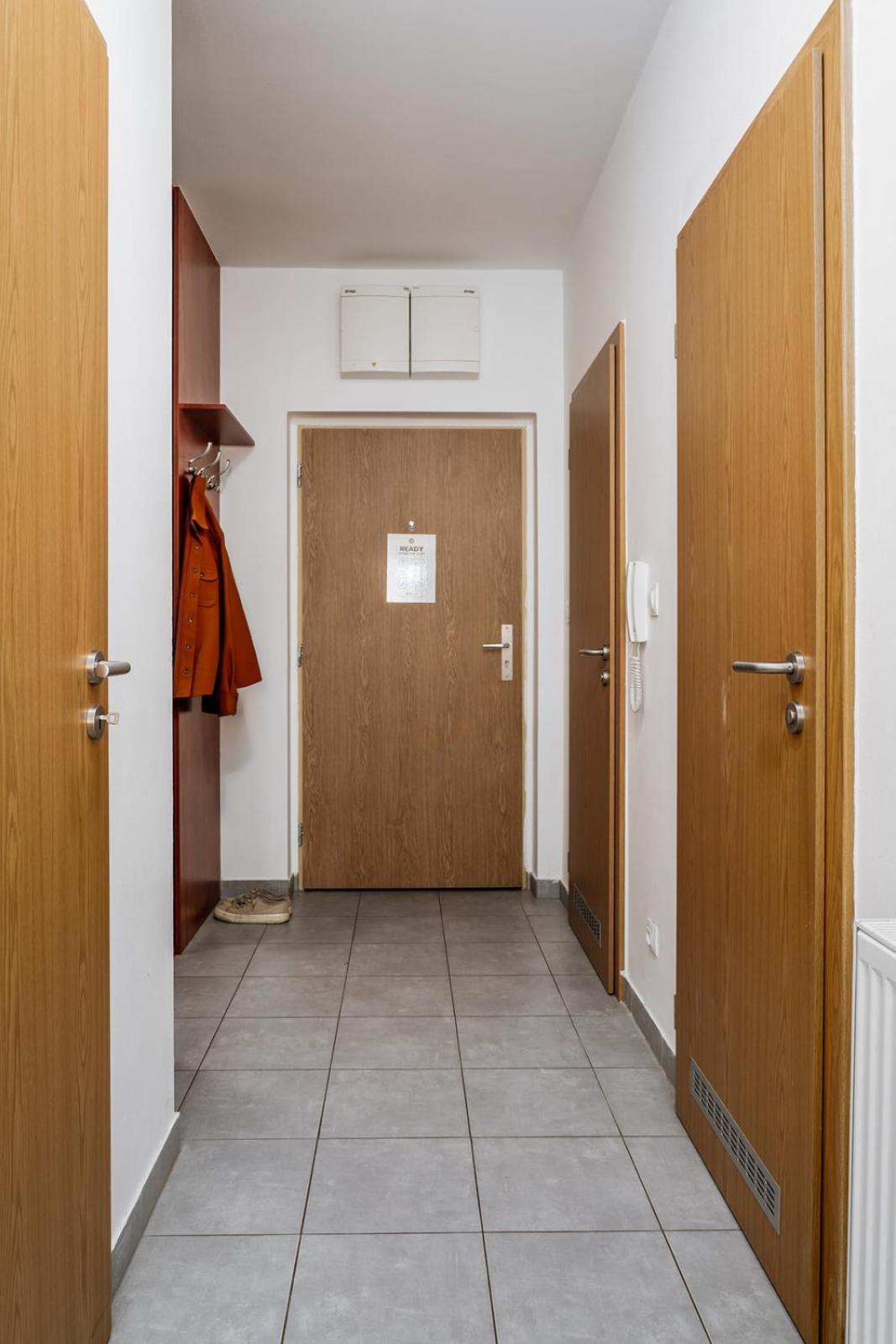 Days - Bright - Balcony - Private Parking