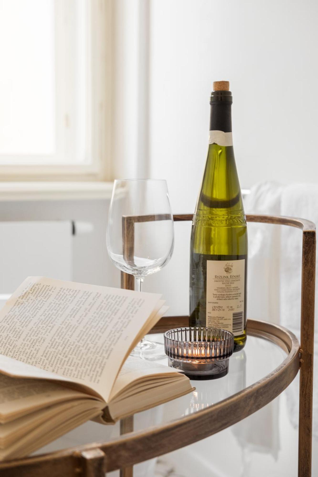 Stru House By Days - Luxurious Next To National Theatre Appartement *