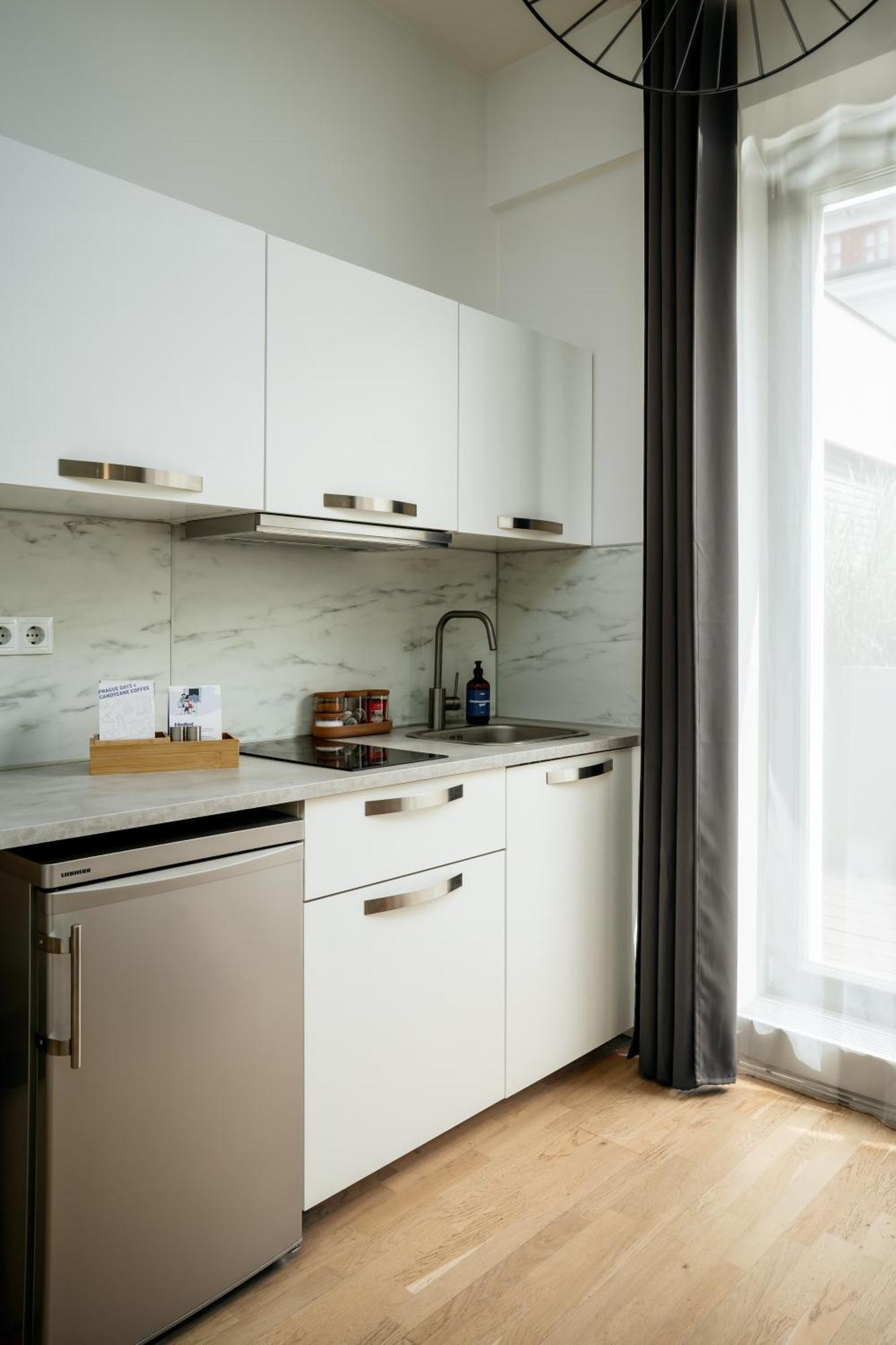 Days - Premium W Stunning Terraces - Easy Access Appartement Prague