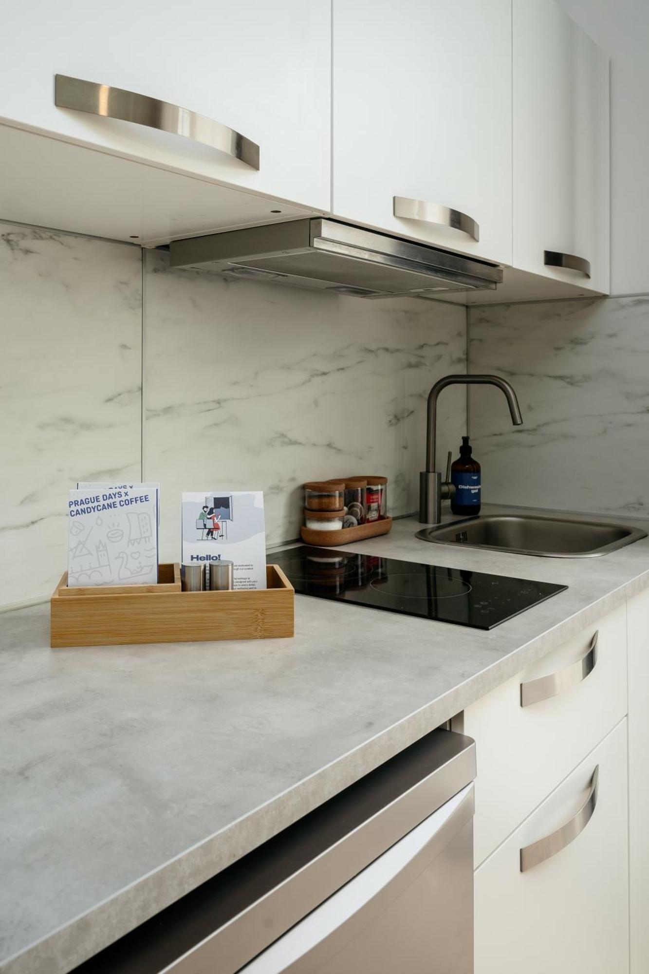Days - Premium W Stunning Terraces - Easy Access Appartement