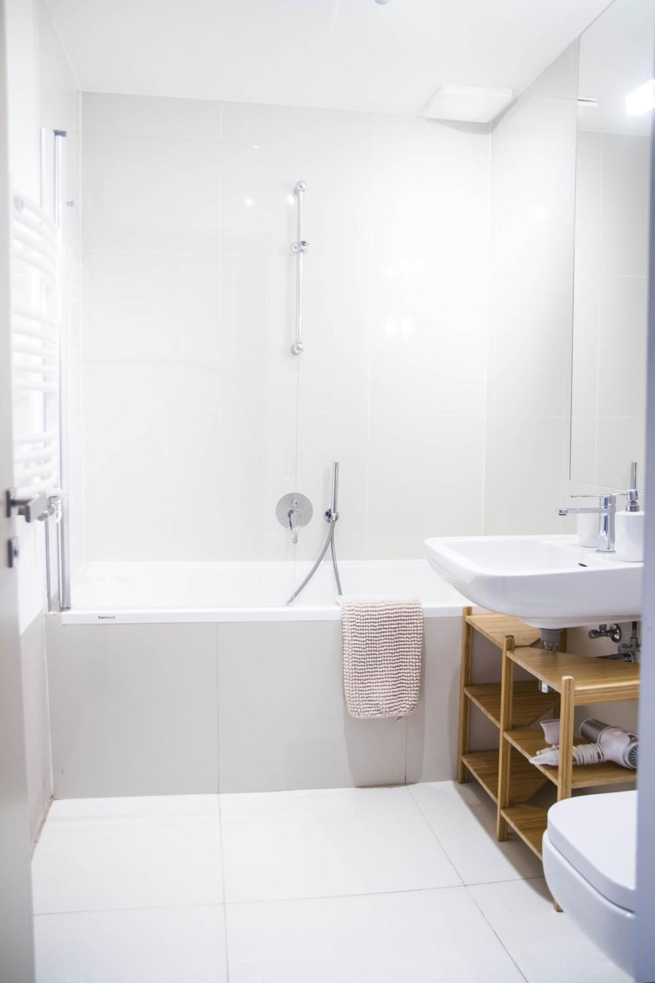 New Exclusive With Ac Nearby Metro Appartement Prague