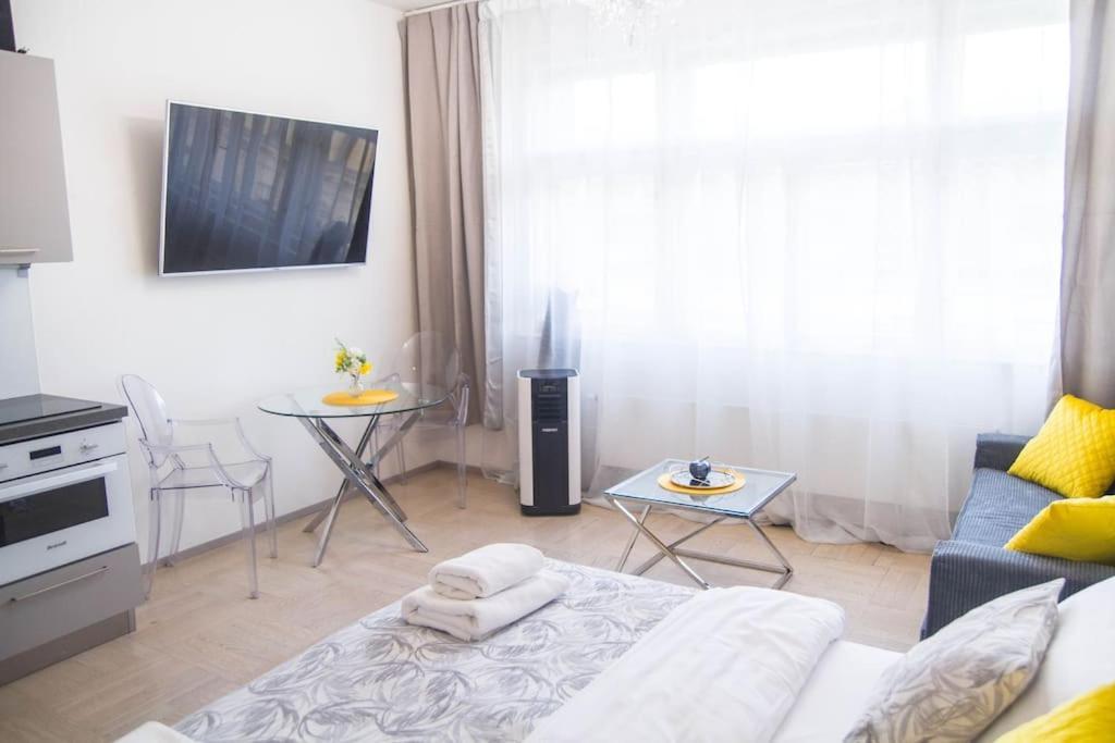 Appartement New Exclusive With Ac Nearby Metro *