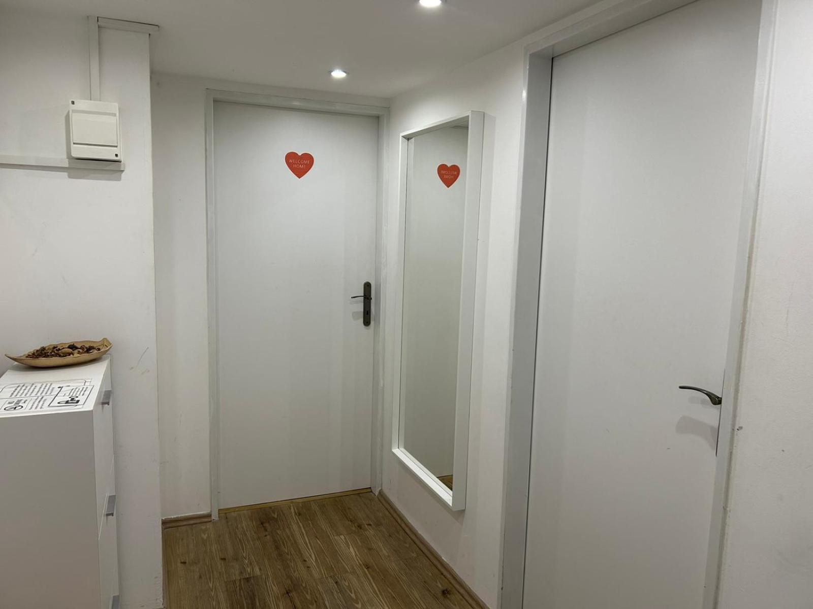 Entire Unit In The Center Of Apartment Prague