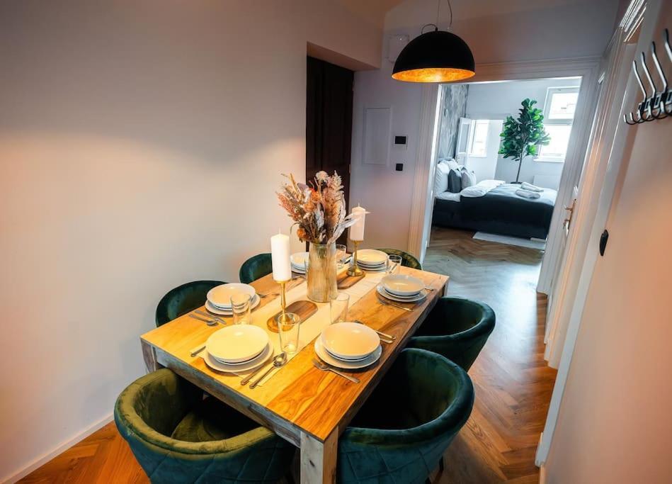 3br & 2,5bath Heaven Of Harmony 2 Theater View * Prague