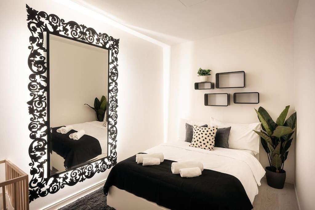 4br & 2,5bath Heritage Panorama With Terrace * Prag