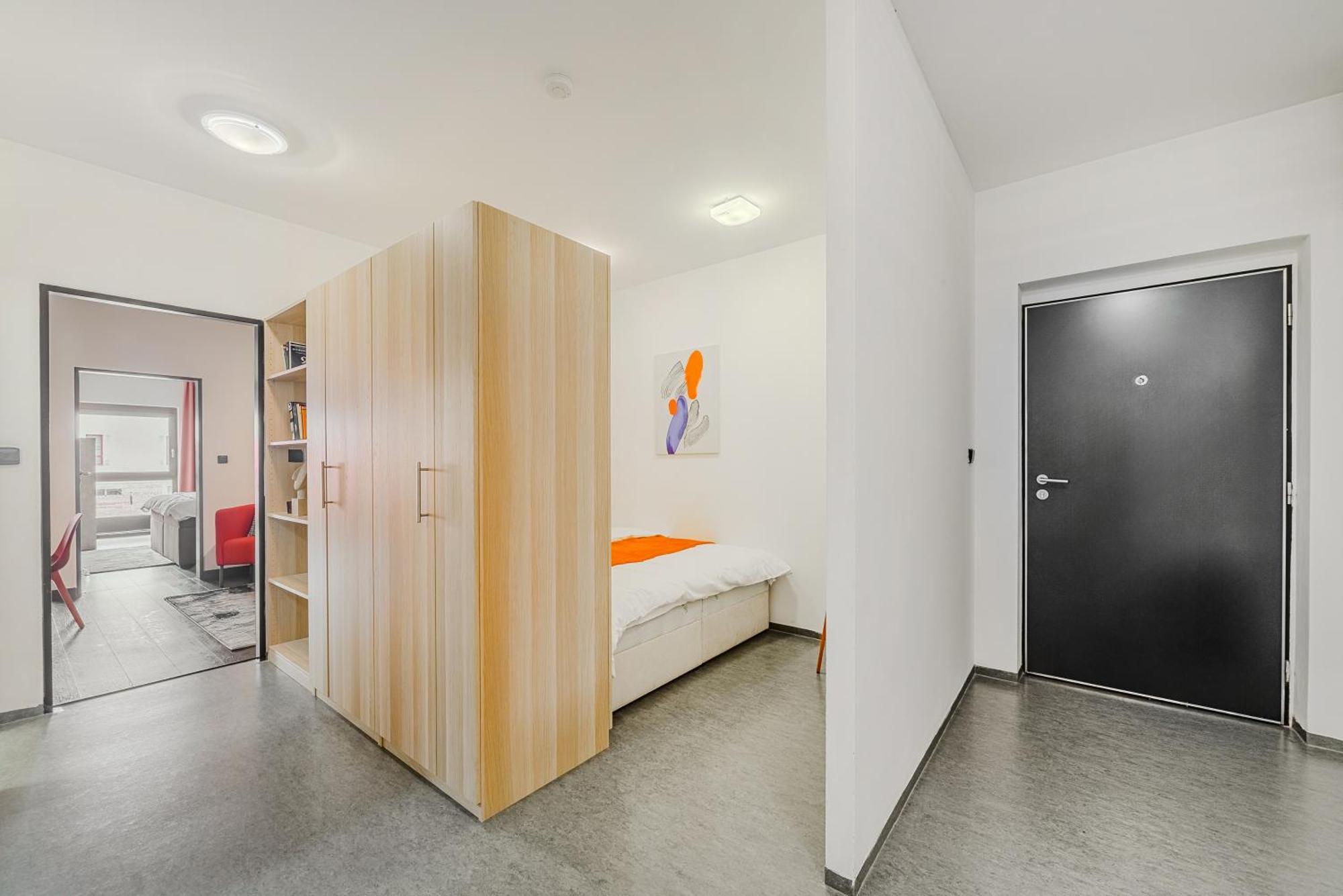 Apartments With Large Balcony, Parking Prague