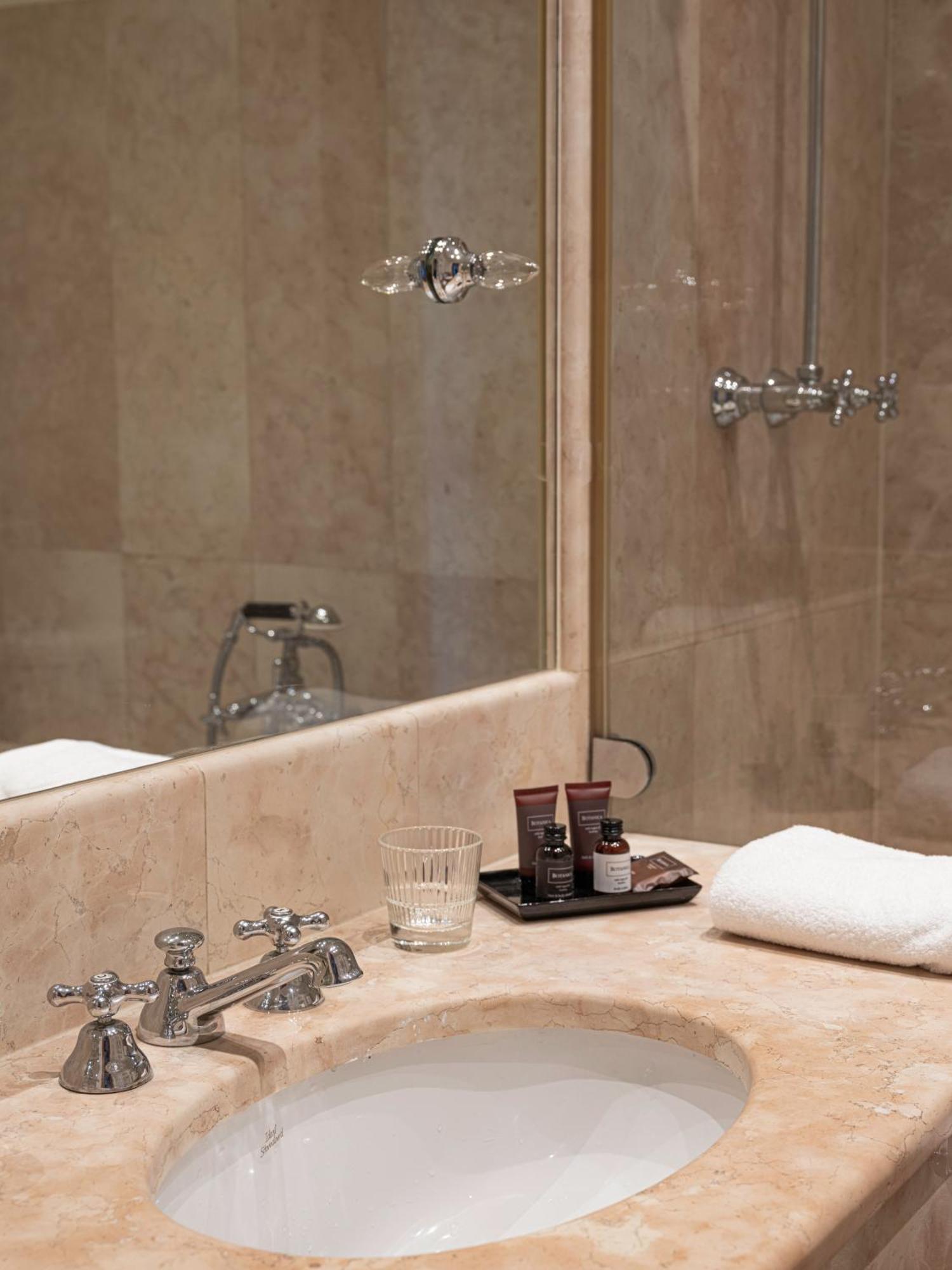 Luxury Palais Des Arts Apartment *