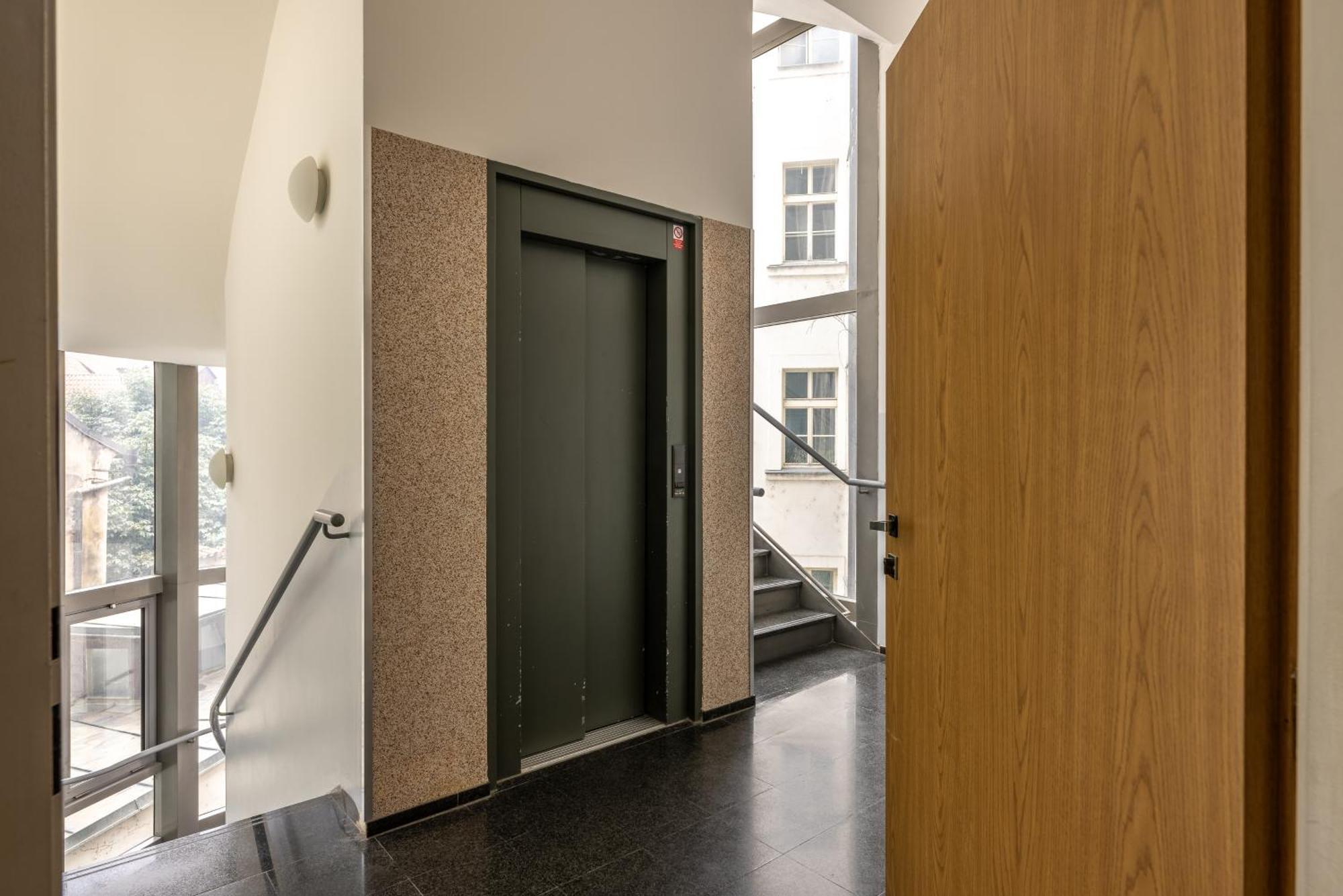 Apartamento Boho Renovated Close To National Theather