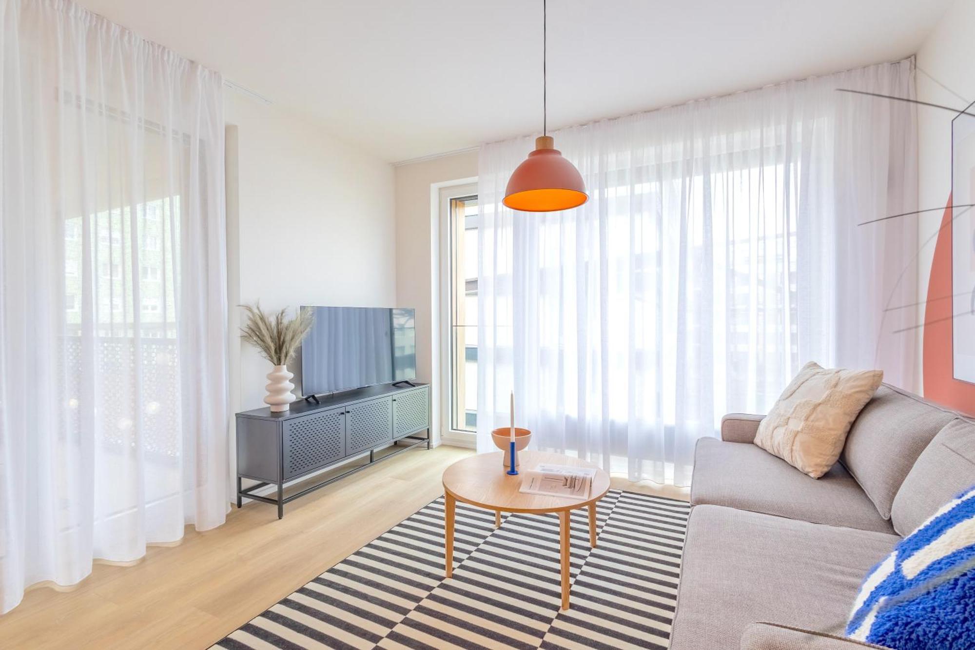 Design - Balcony, Free Parking, Yoga, 10 Mins To Center, By Gravity Apartment Prague