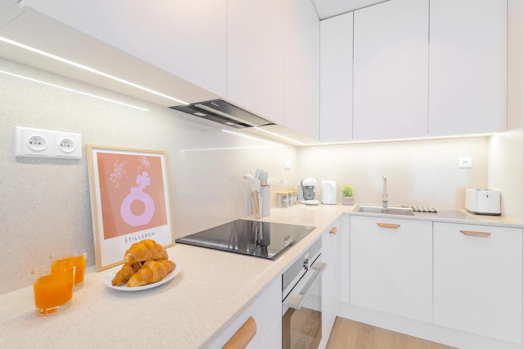 Design - Balcony, Free Parking, Yoga, 10 Mins To Center, By Gravity Apartment Prague