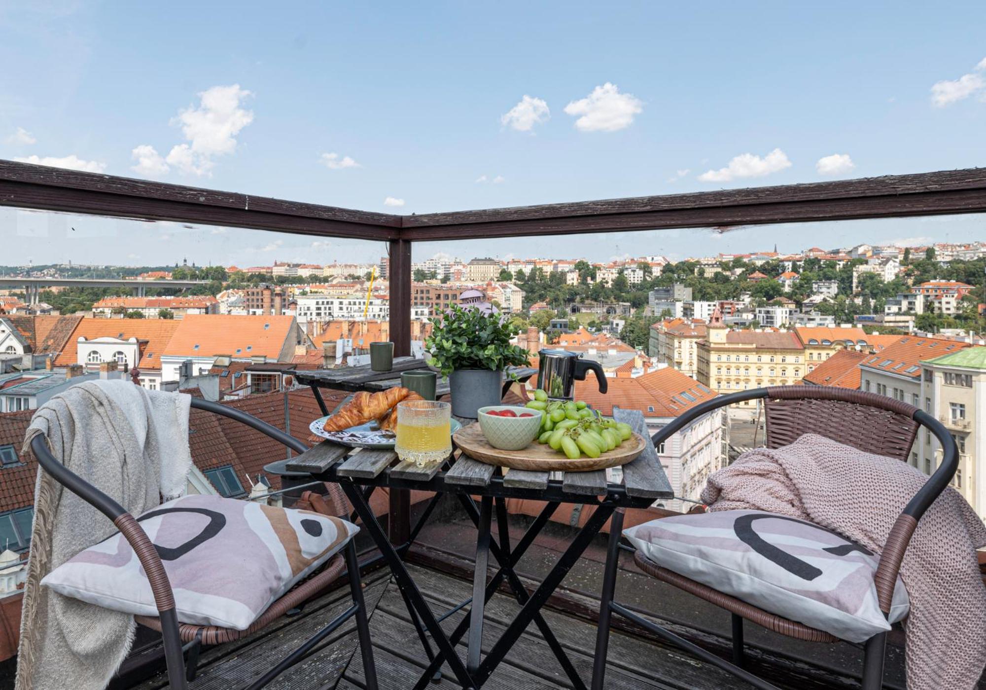 Apartment Days - Terrace - Stunning View - Duplex Prague