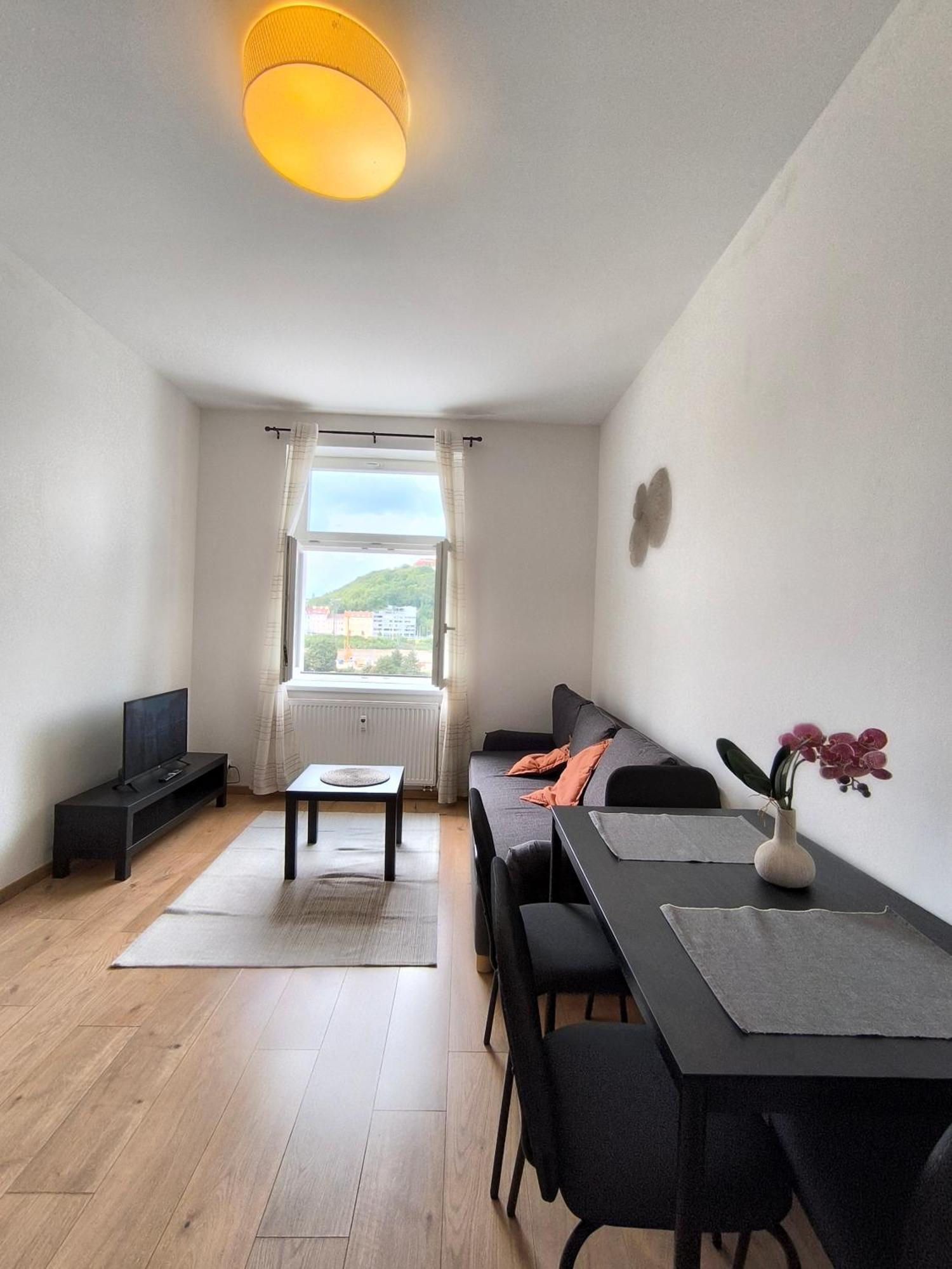 Isabel's Apartment *