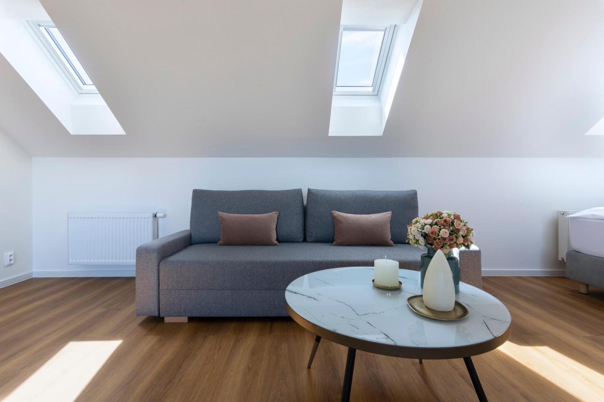 Encore Boutique By Dwellfort Praga