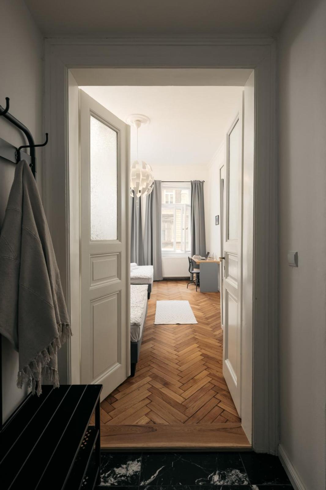 Apartment Comfortable And Cosy A Few Steps From Dancing House And Naplavka Dance Prague