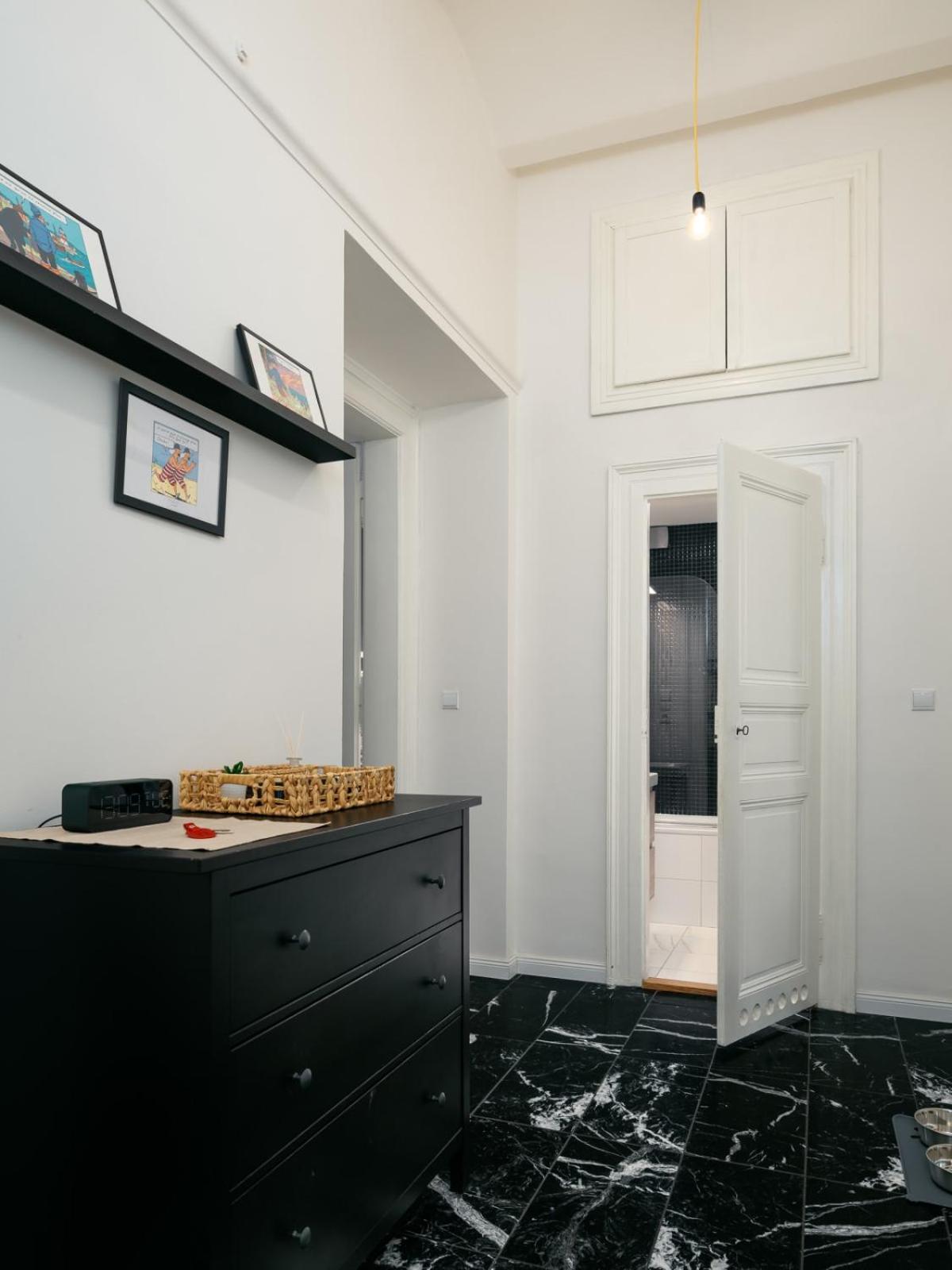 Apartment Comfortable And Cosy A Few Steps From Dancing House And Naplavka Dance