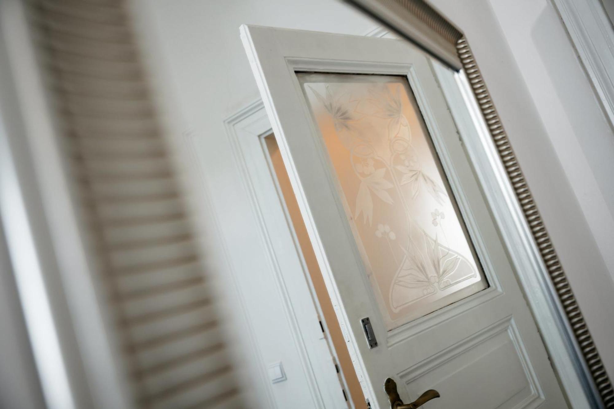 Apartment Comfortable And Cosy A Few Steps From Dancing House And Naplavka Dance Prague