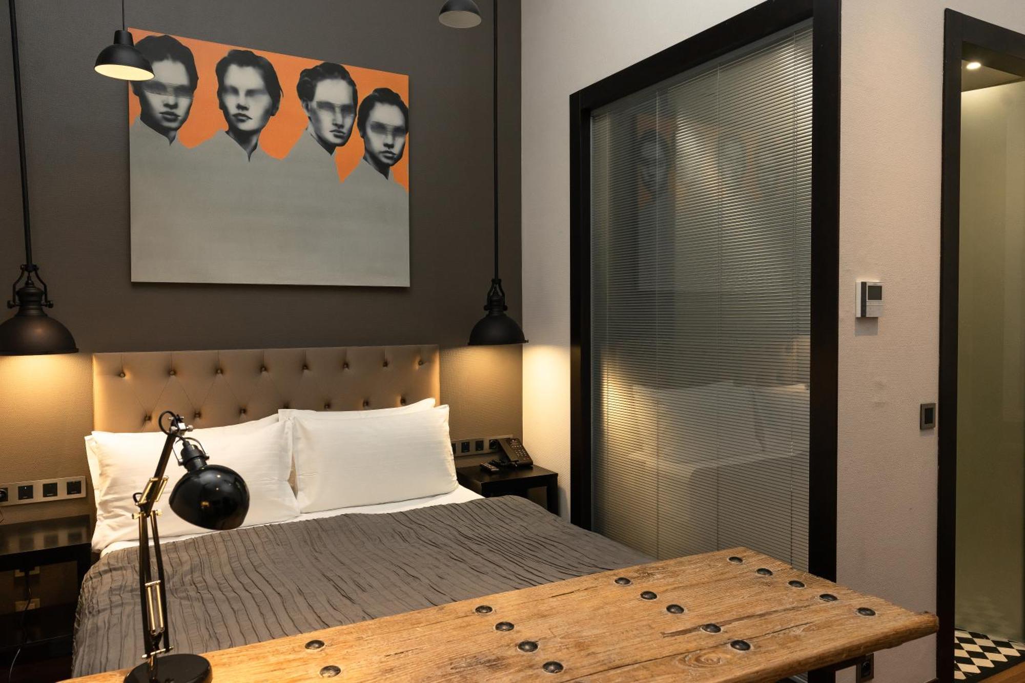 Quentin Hotel 4*