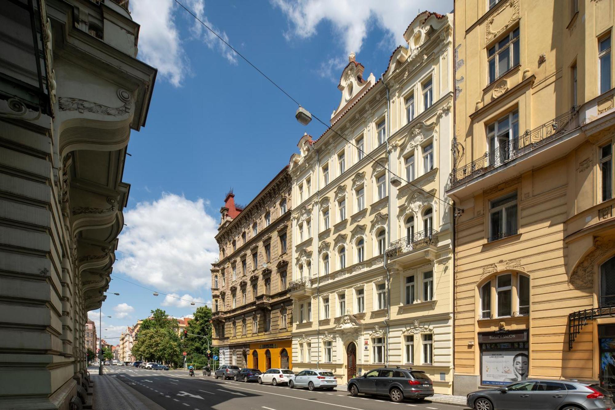 Apartment Amazing Zborovska Prague