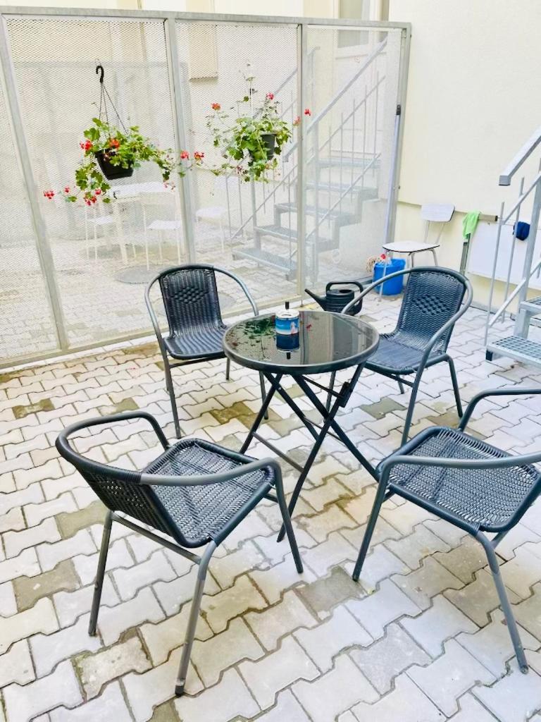 Cozy Design With Terrace Prague