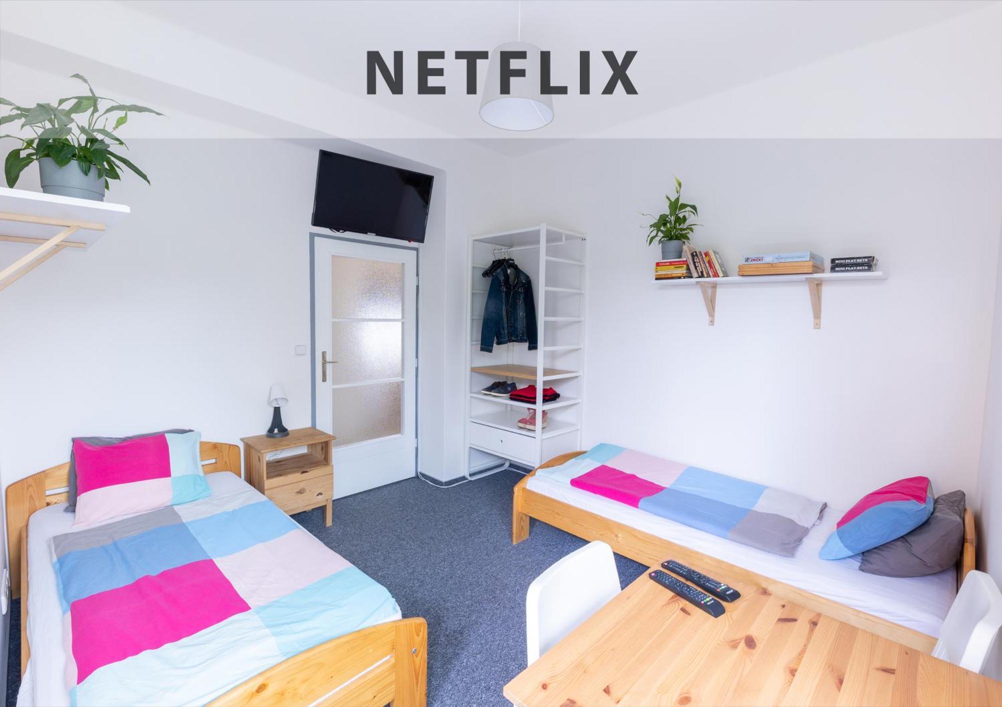 Apartamento Plzenska 465 Free Parking & Ps3 *