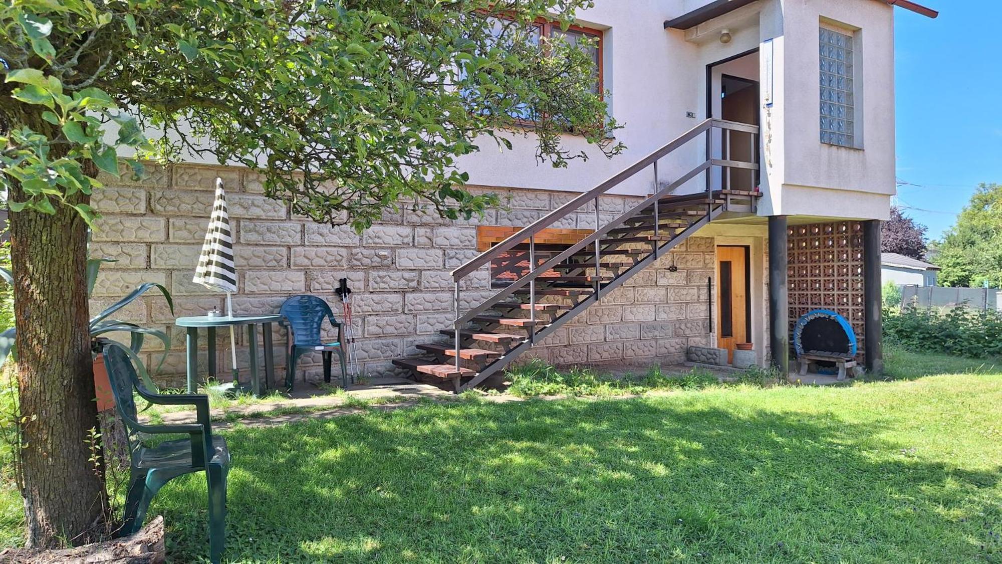 Apartment Zbraslav Old Garden