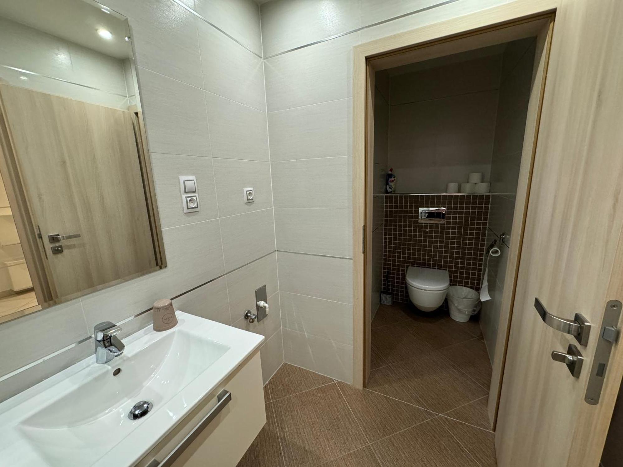 In Garden Towers Apartment Prague