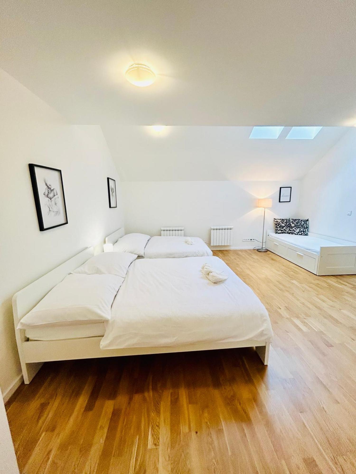 Apartment Cozy Design Right Next To Wenceslas Square Prague
