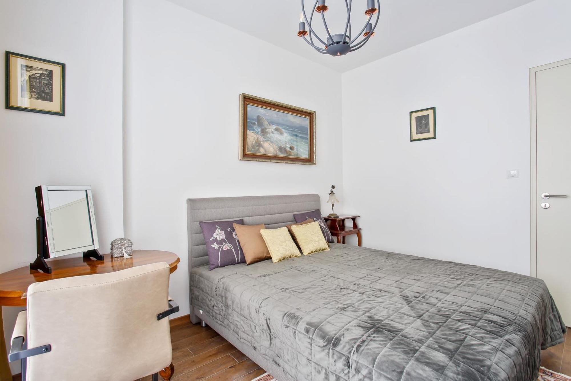 Melody Apartment *