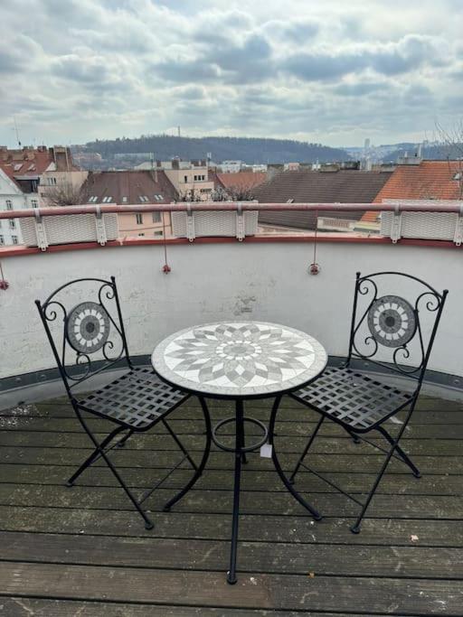 Apartment Luxusni S Terasou A Garazi Prague