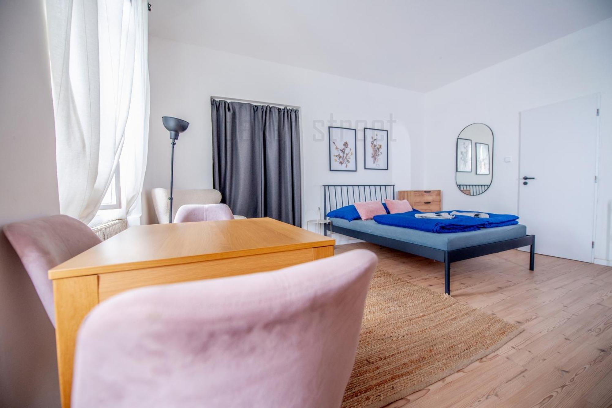 Apartment Cozy Close To Palmovka *
