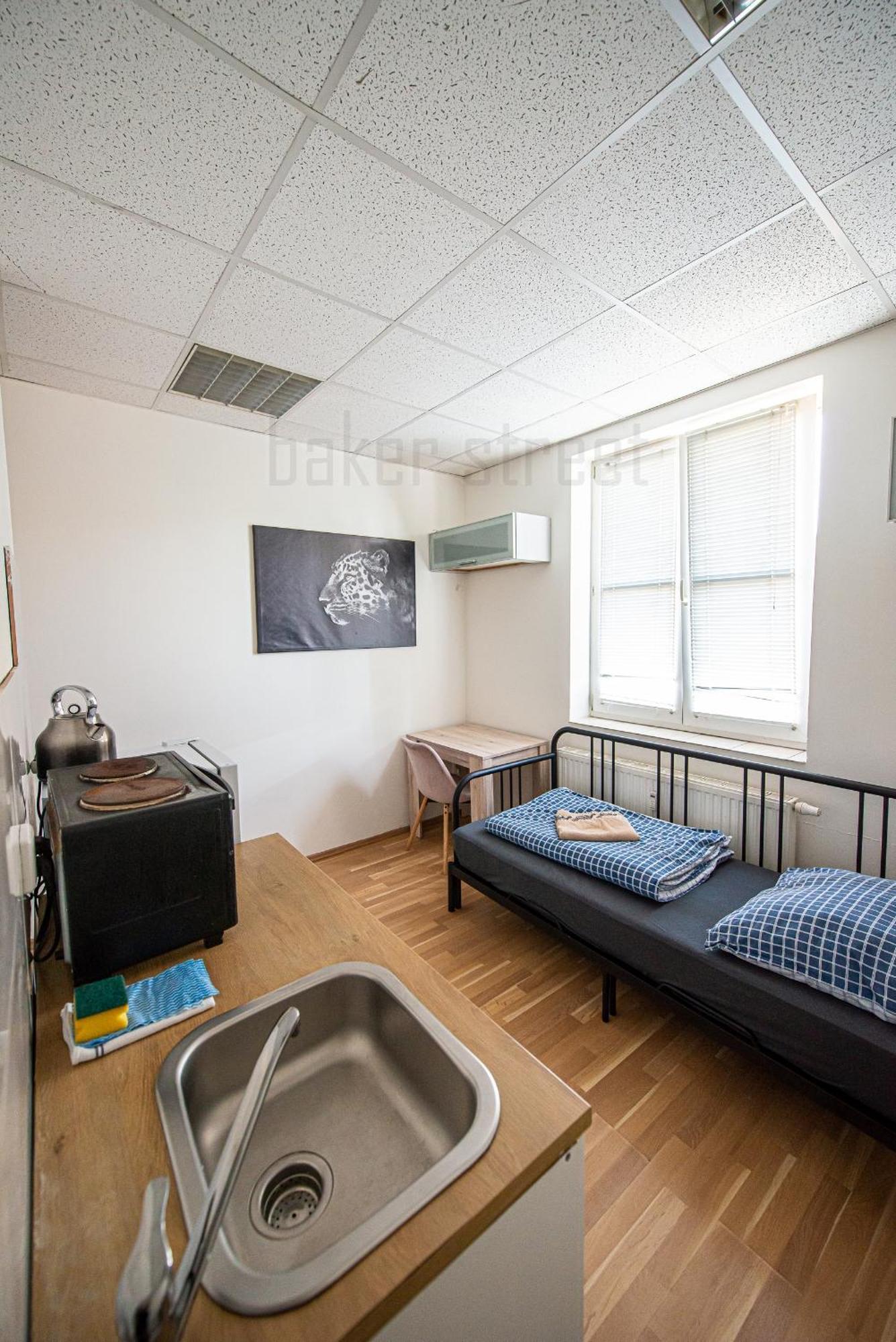 Appartement Snug Close To Metro Palmovka *