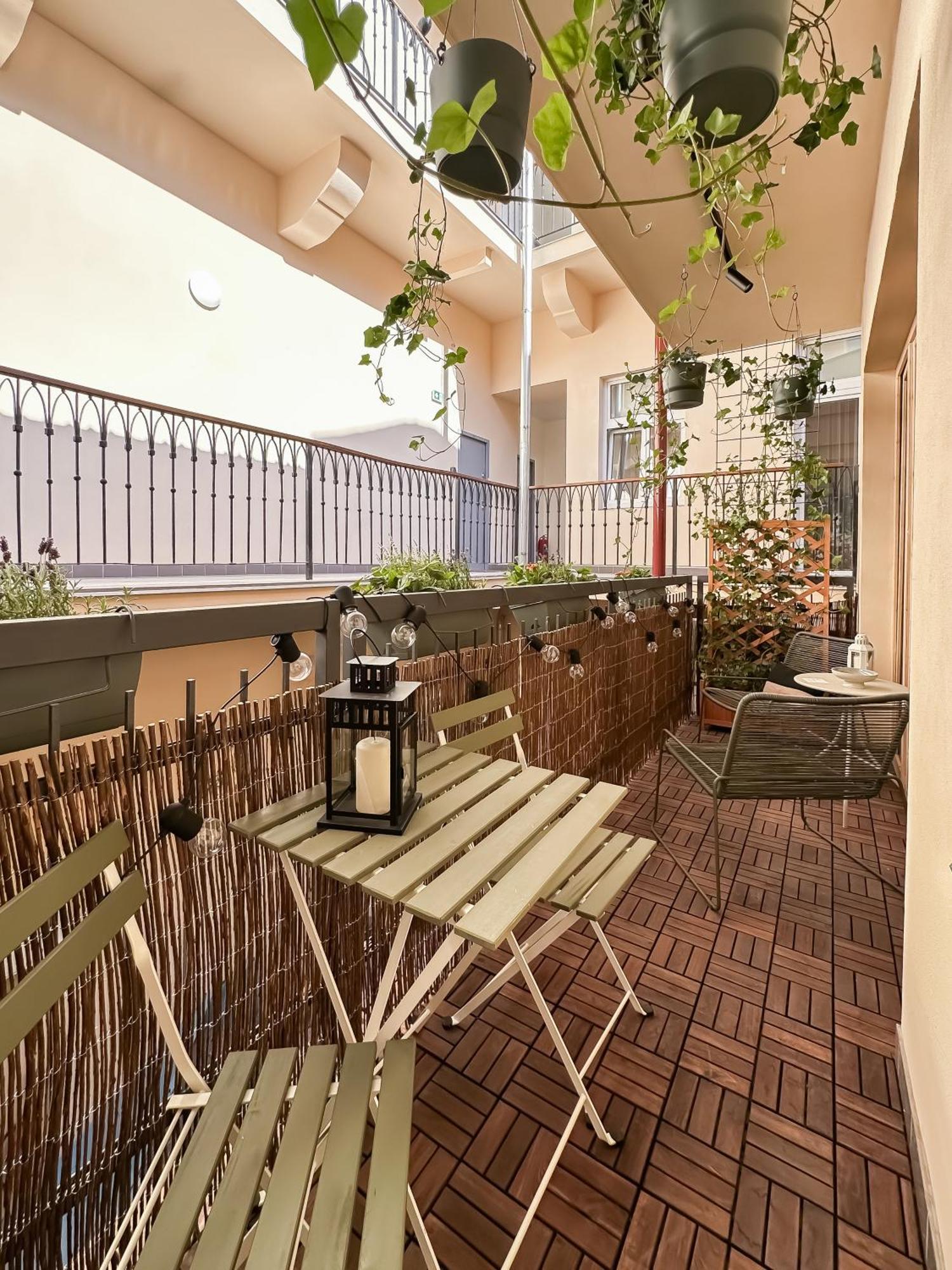 Apartment Turnkey I Karlin Square Prague