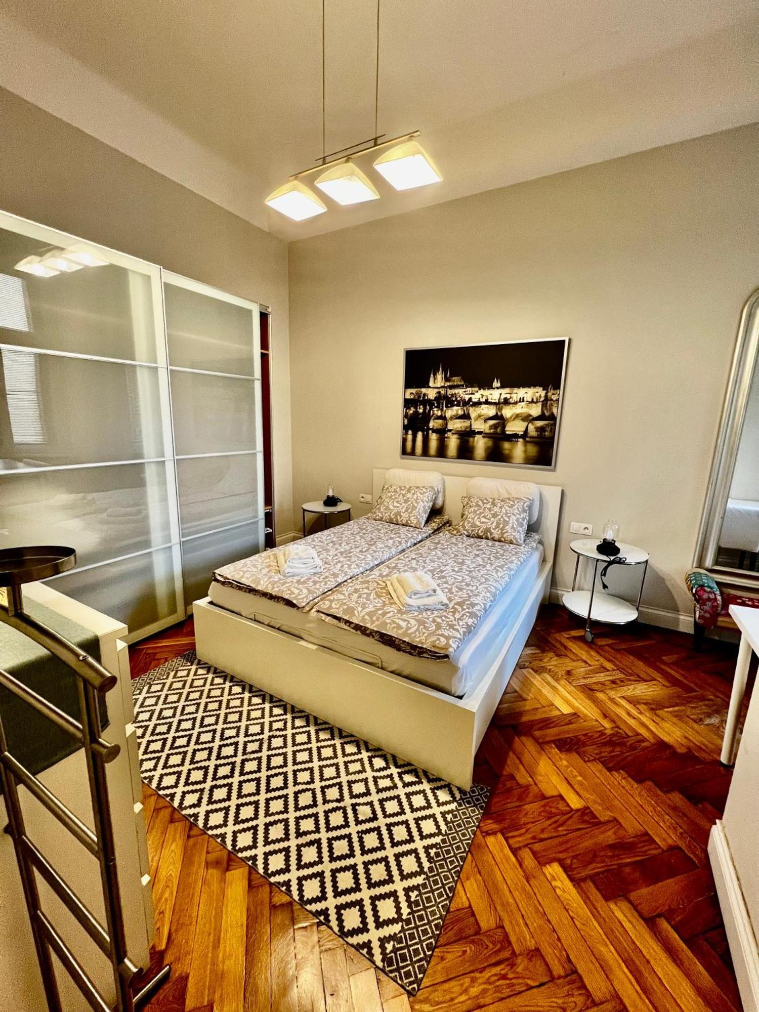 Apartment Four Reasons Prague