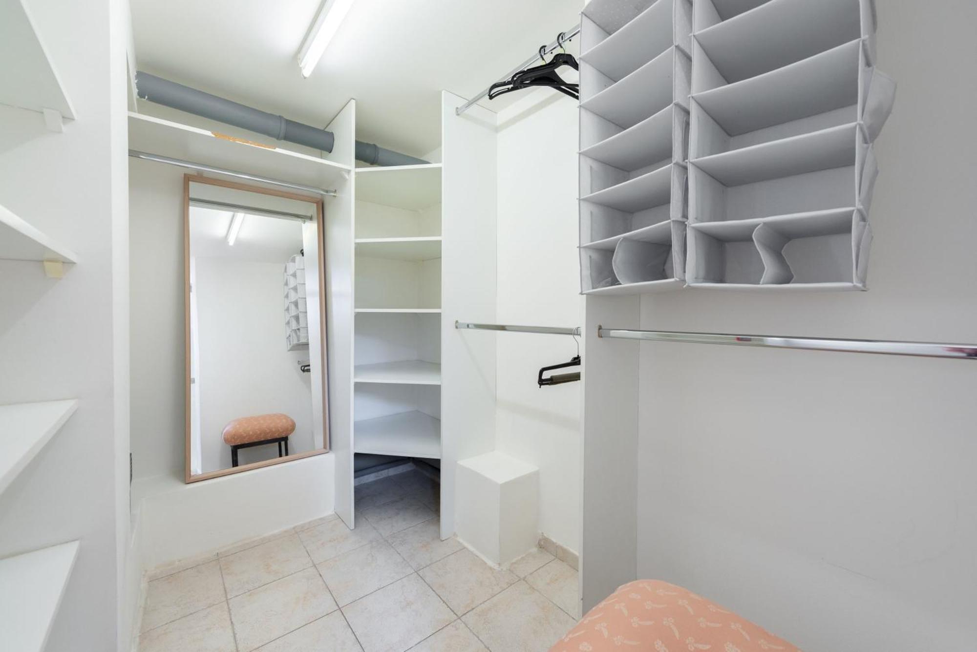 Apartamento Stylish 2-level Near The National Theatre